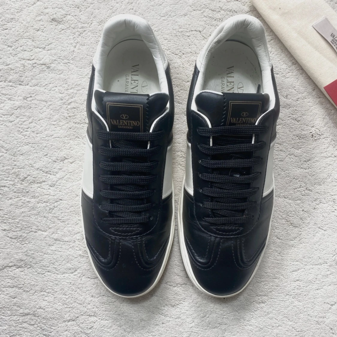 Valentino Flycrew - 90