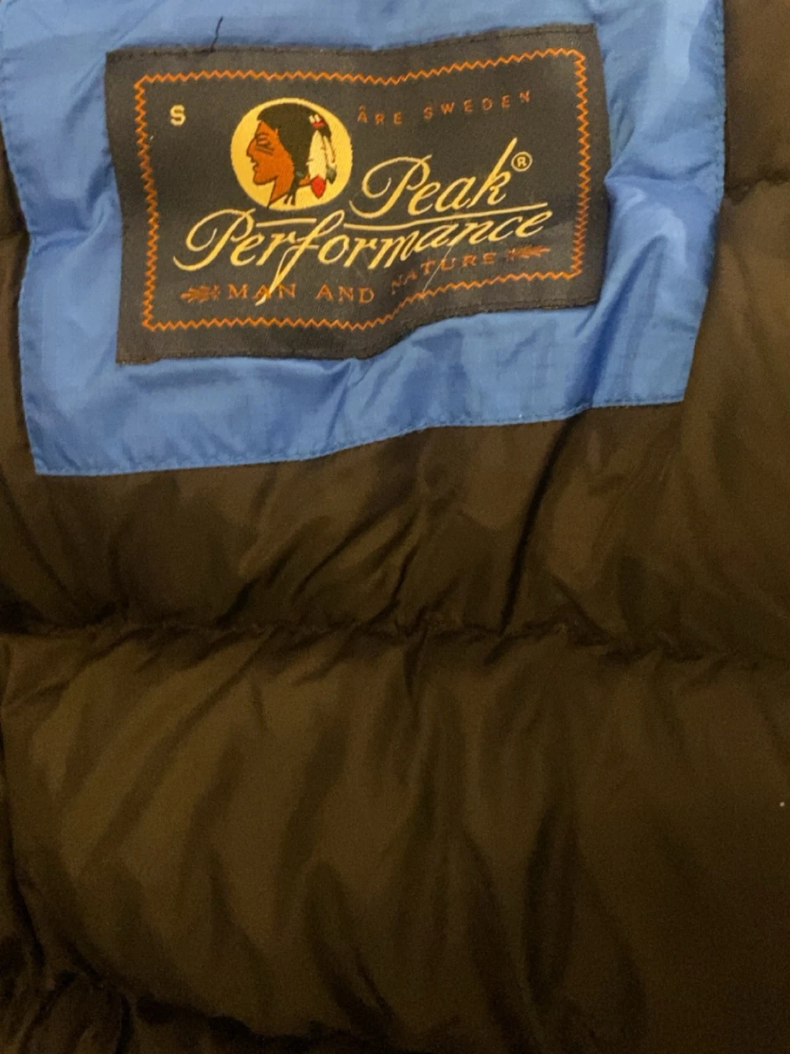 Blå Peak Performance dunjacka S - 2