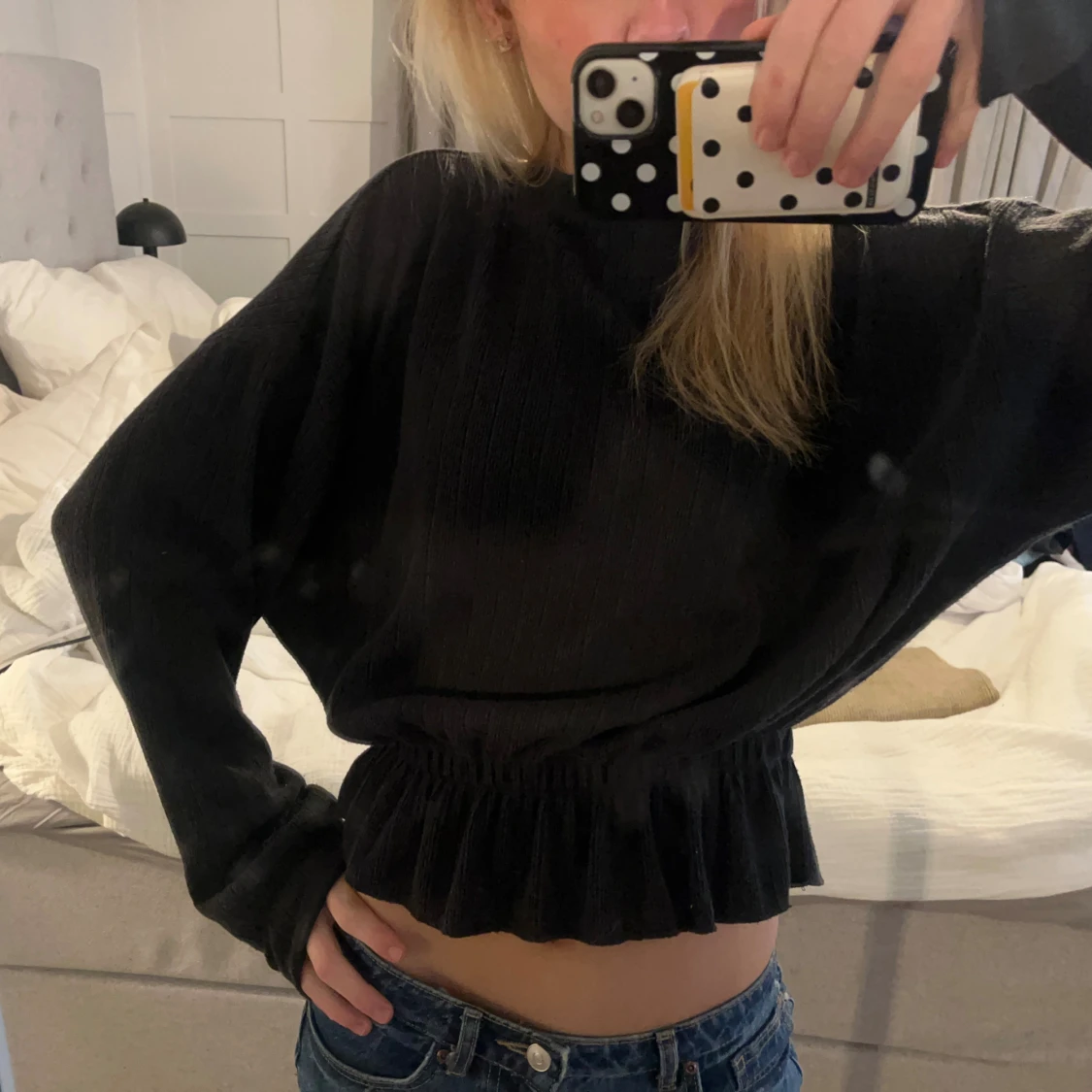 Svart croppad topp från Zara - 1