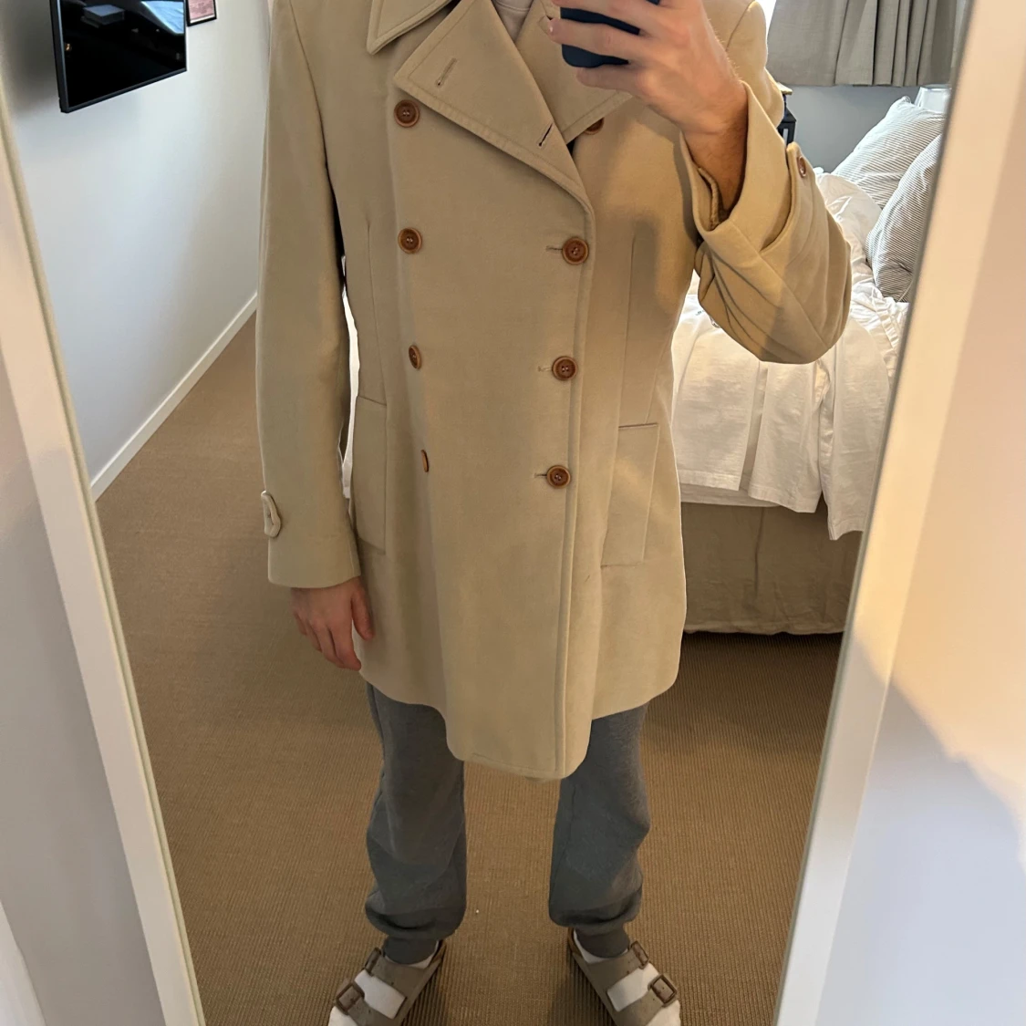 Beige rock från Dolce & Gabbana i riktigt bra skick - 4