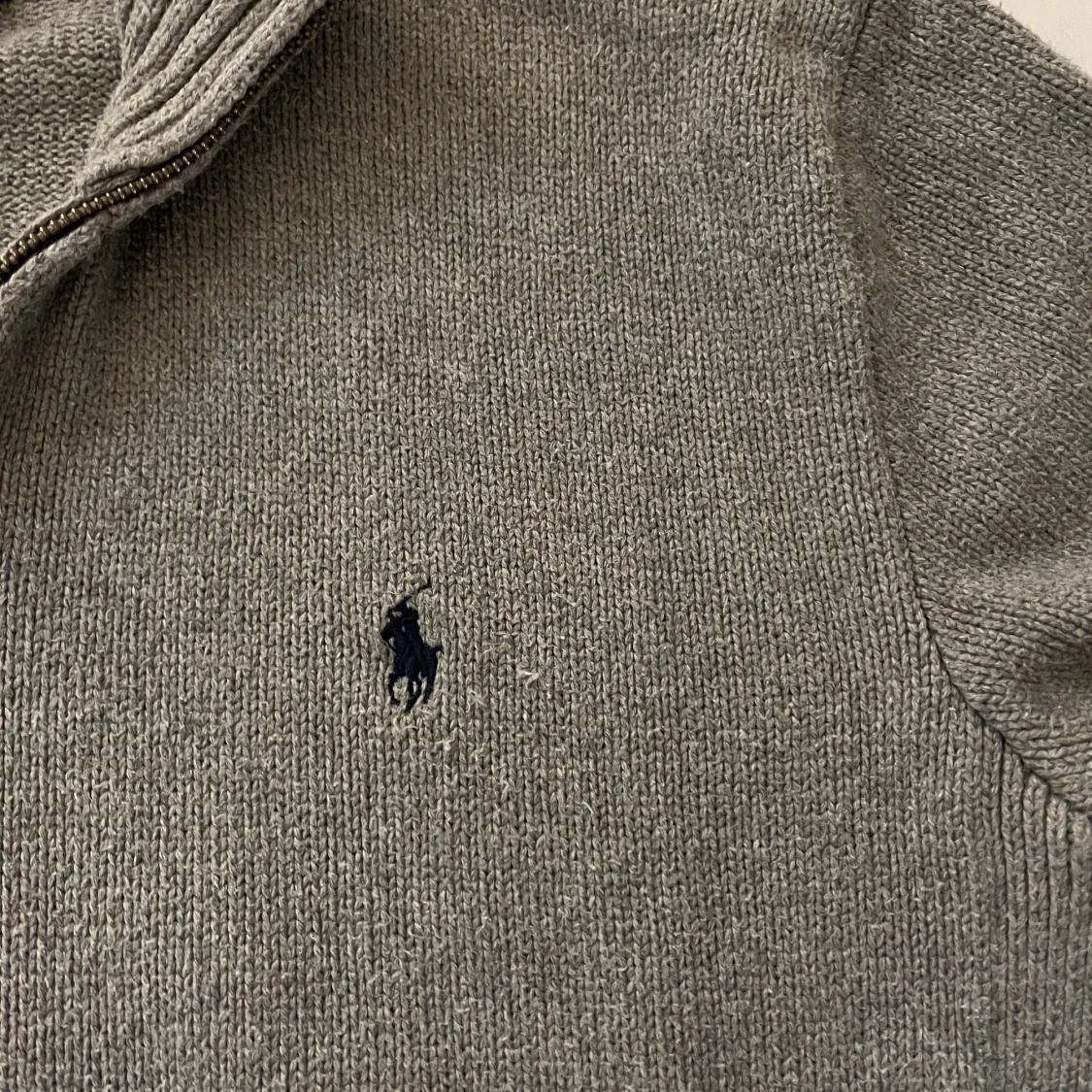 Grå stickad kofta från Polo Ralph Lauren - 1