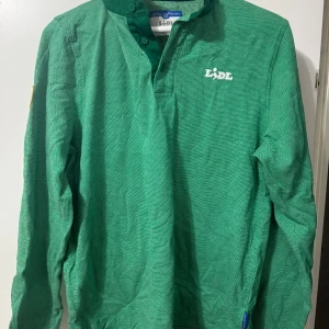 LIDL AUTENTISKA JOBB KLÄDEr - Hej säljer ett gäng Lidl plagg billigt hör att dom har ett högt andrahandsvärde 