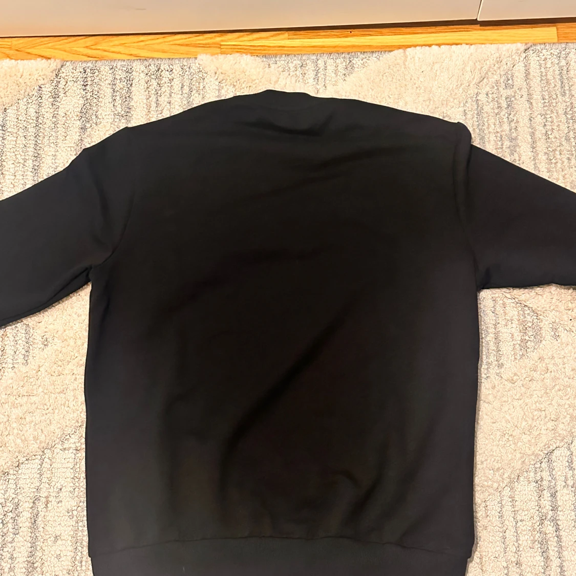 Svart sweatshirt från BOSS - 1