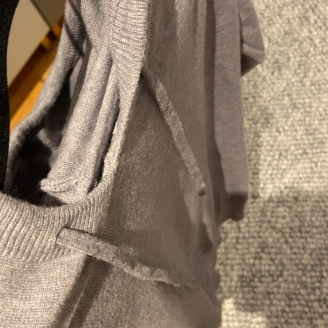 Grå merino ull hoodie