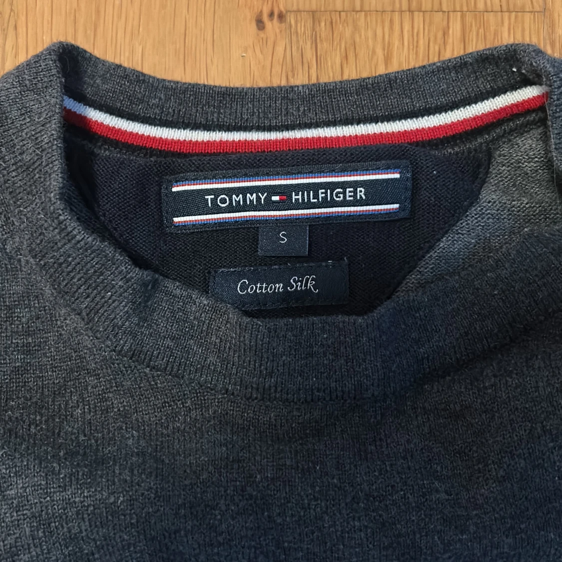 Tommy hilfiguer tröja - 1