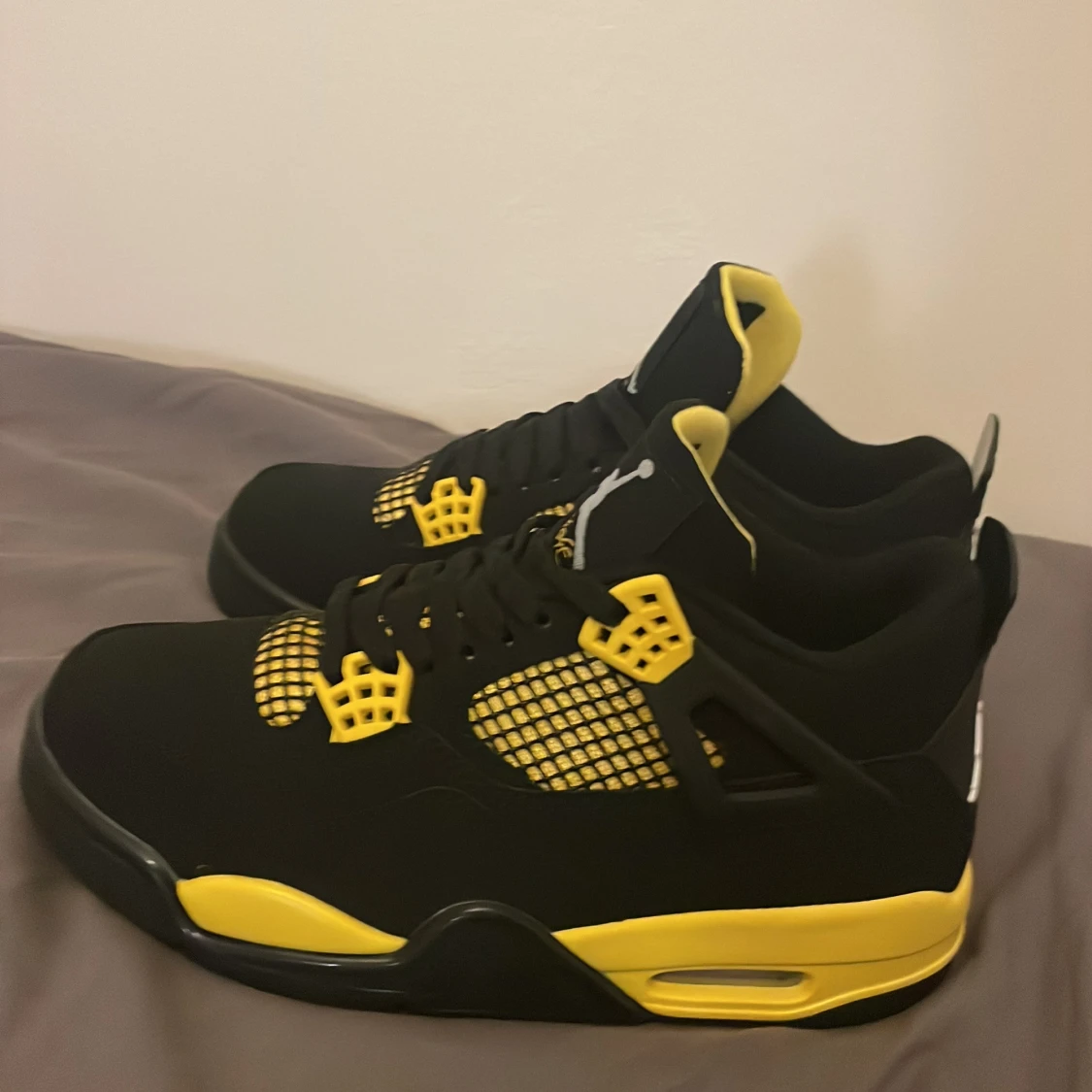 Nike Air Jordan 4