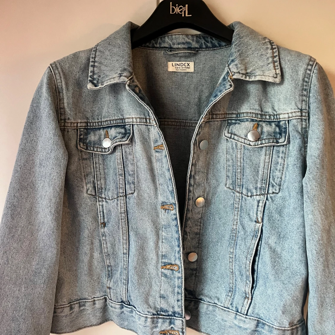 Ljusblå jeansjacka från Lindex - 1