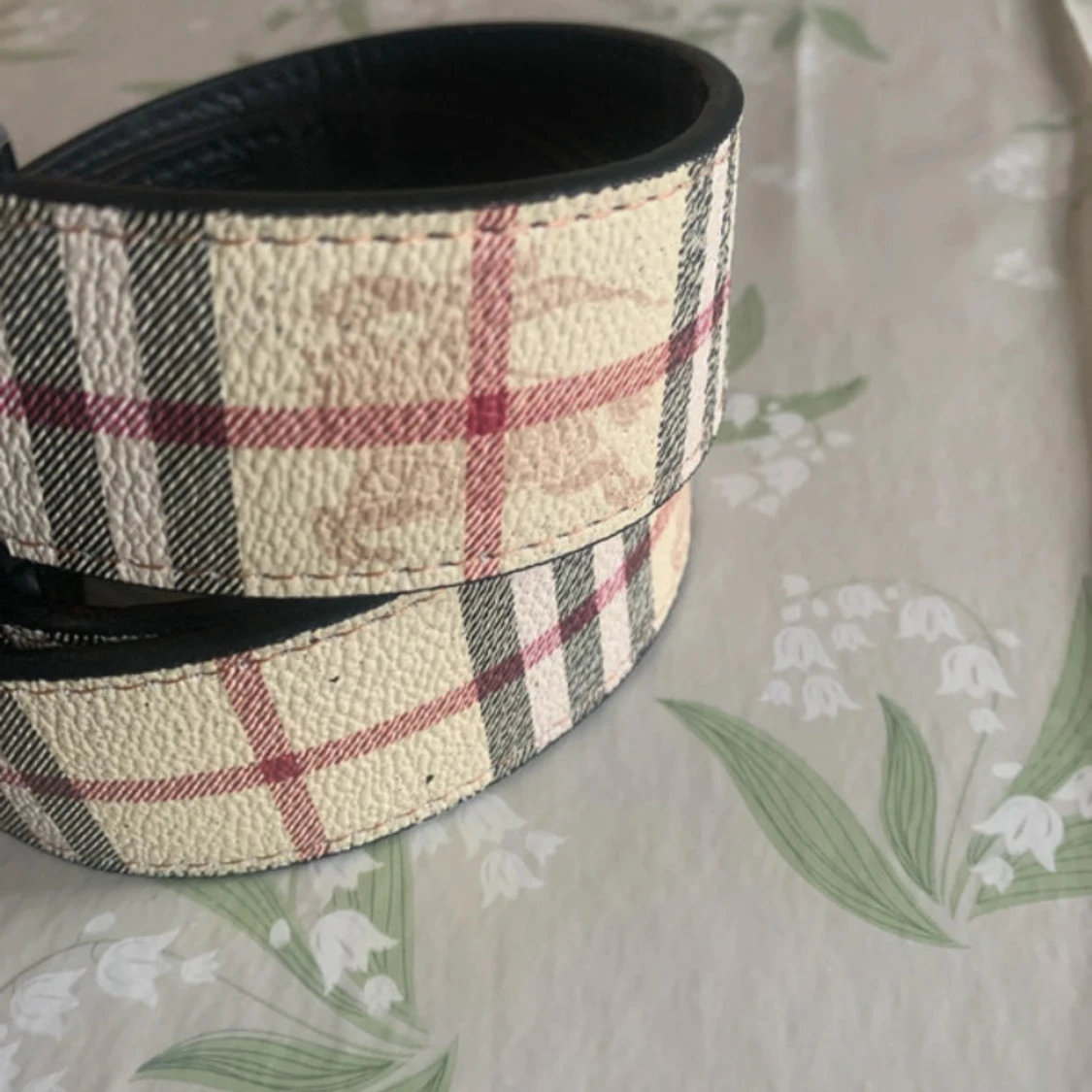 Burberry bälte med B-spänne - 3