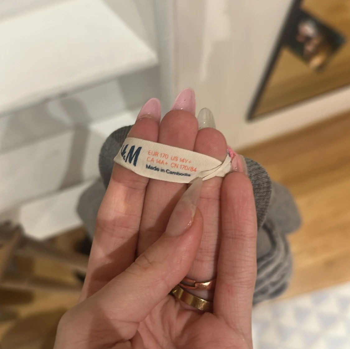 Grå tröja från H&M - 2