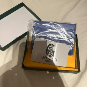 Plånbok - Helt ny plånbok i paket färg blå