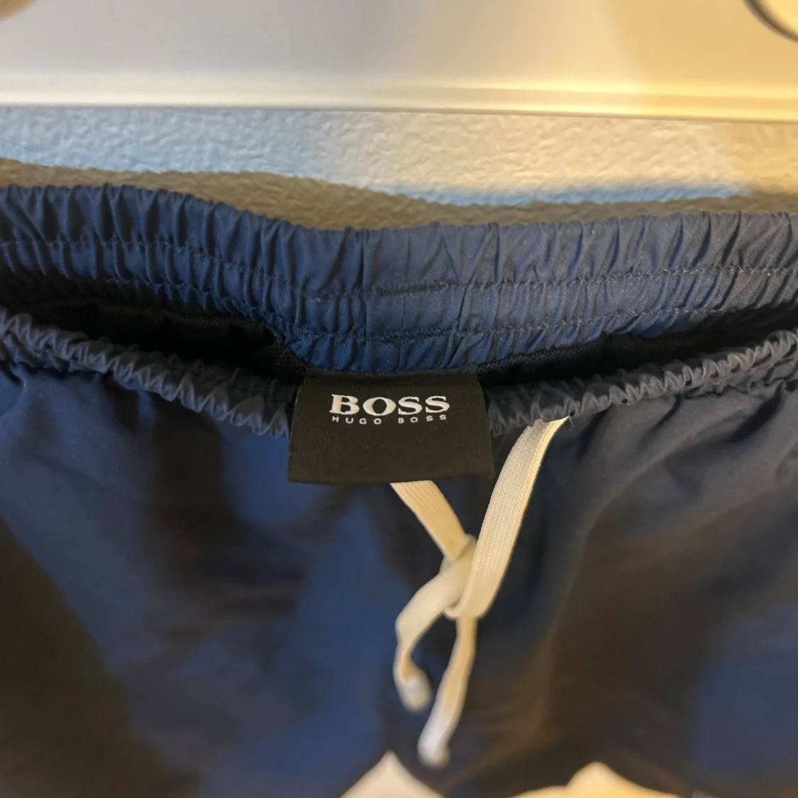 Mörkblå badbyxor från Hugo Boss - 3