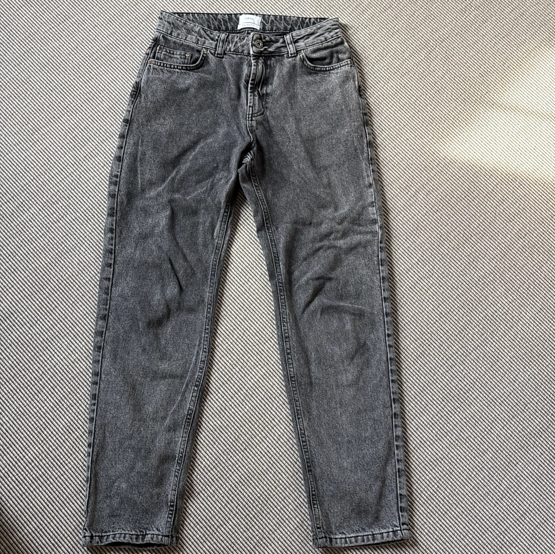 Grunt - Grå jeans från GRUNT ourganic