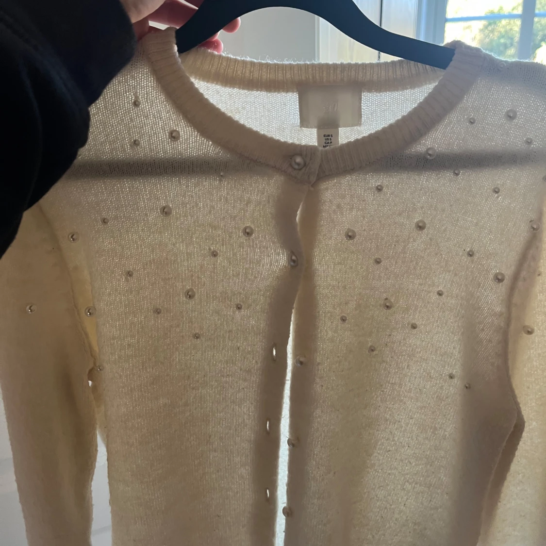 Pärlprydd kofta från H&M i beige - 1
