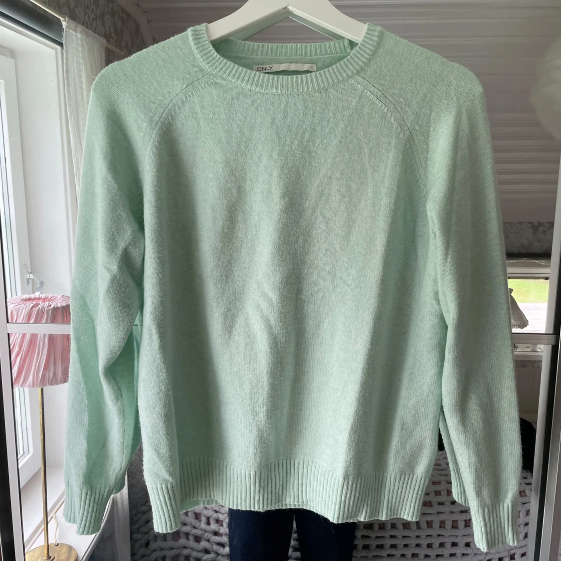 Mintgrön stickad tröja