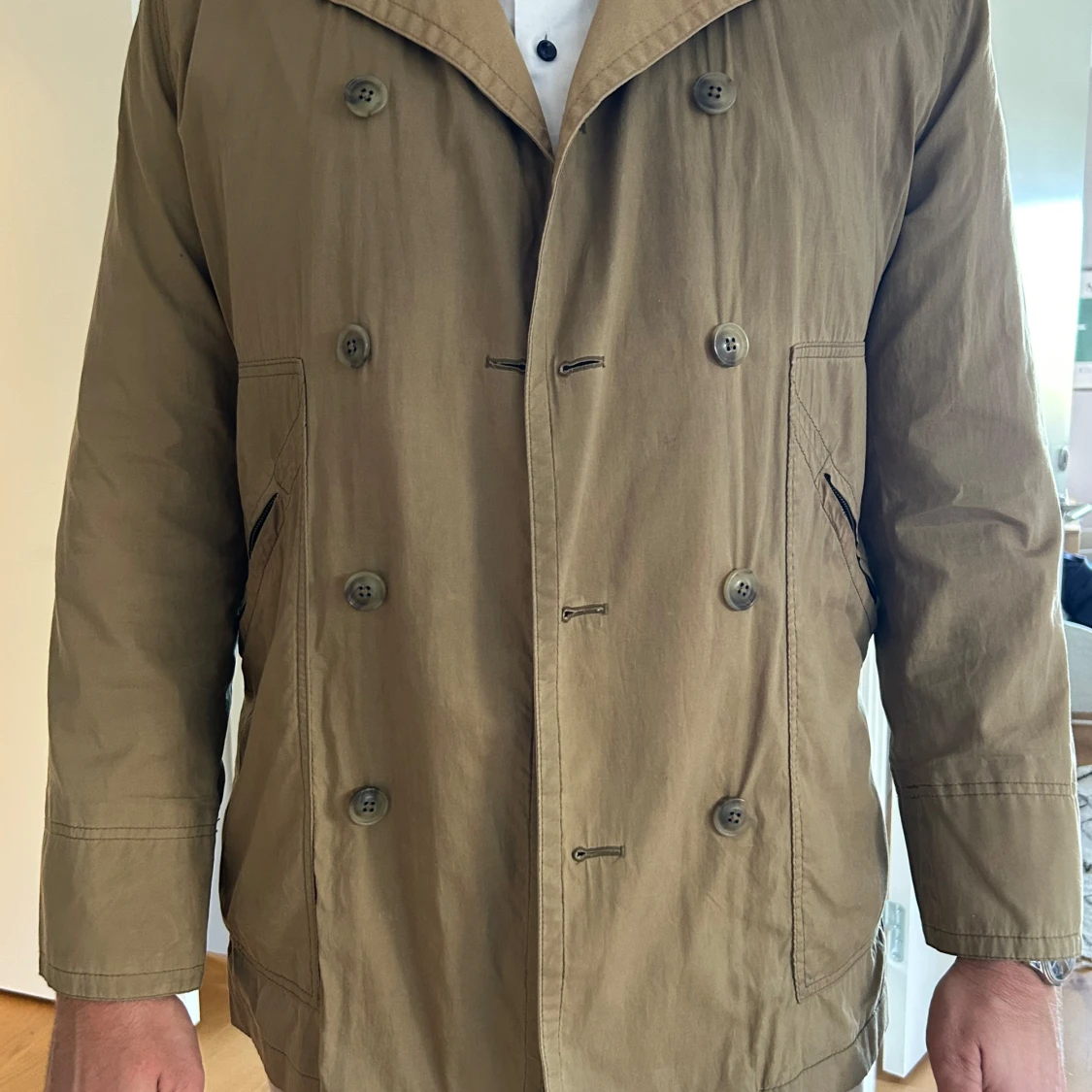 Beige jacka från Filippa K