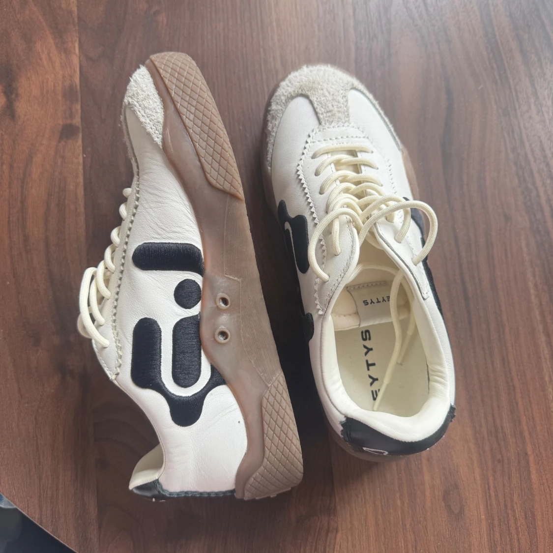 Eytys sneakers - oanvända  - 2