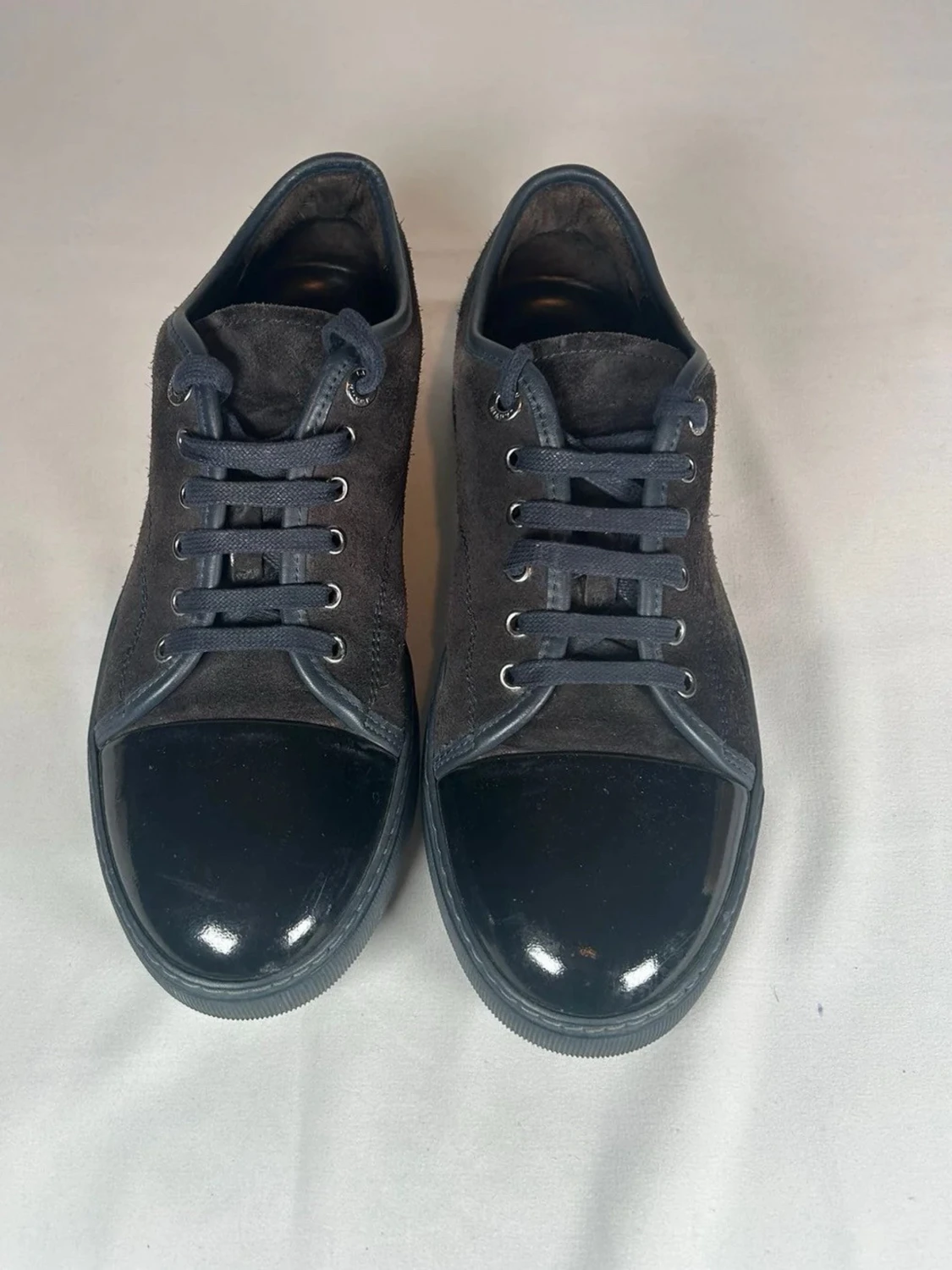 Svarta lanvins i mocka och lack - 1