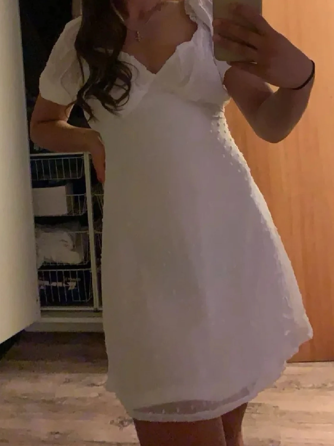 Vit kort klänning med puffärmar - 2