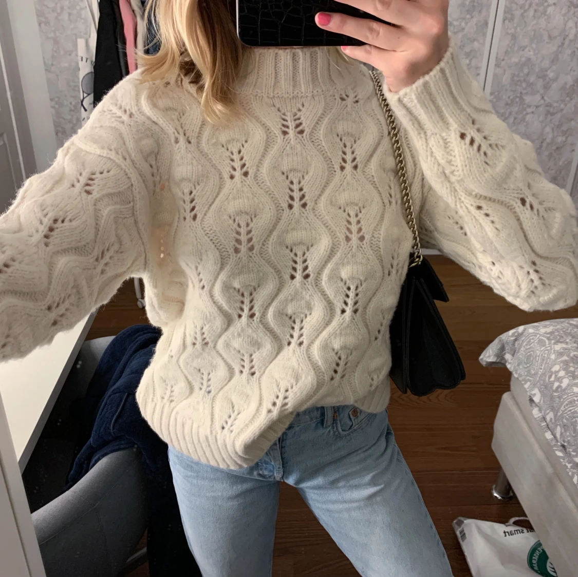 Stickad tröja