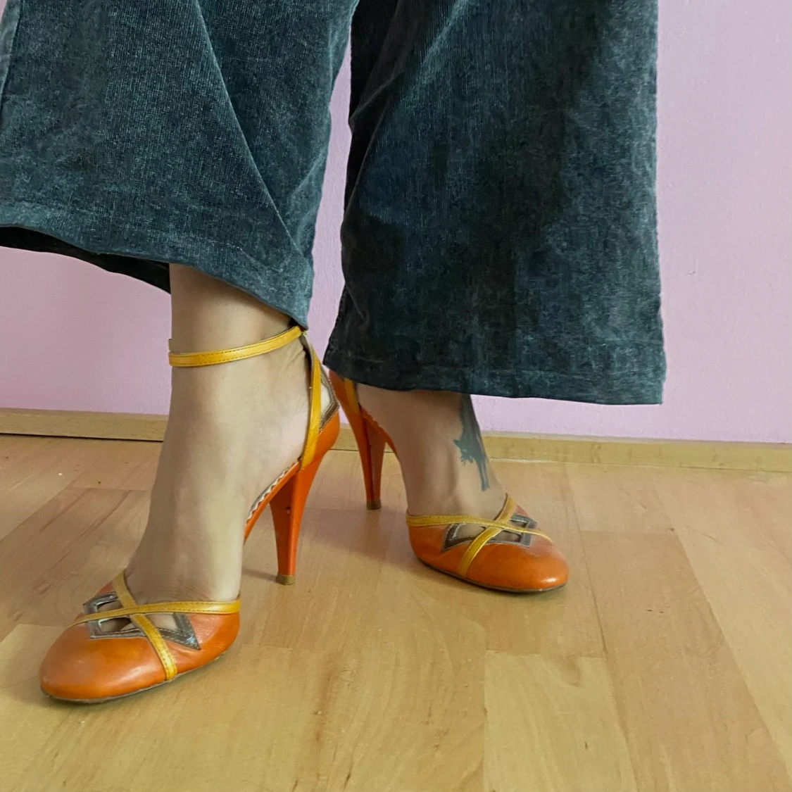 Vintage orange pumps  - 90