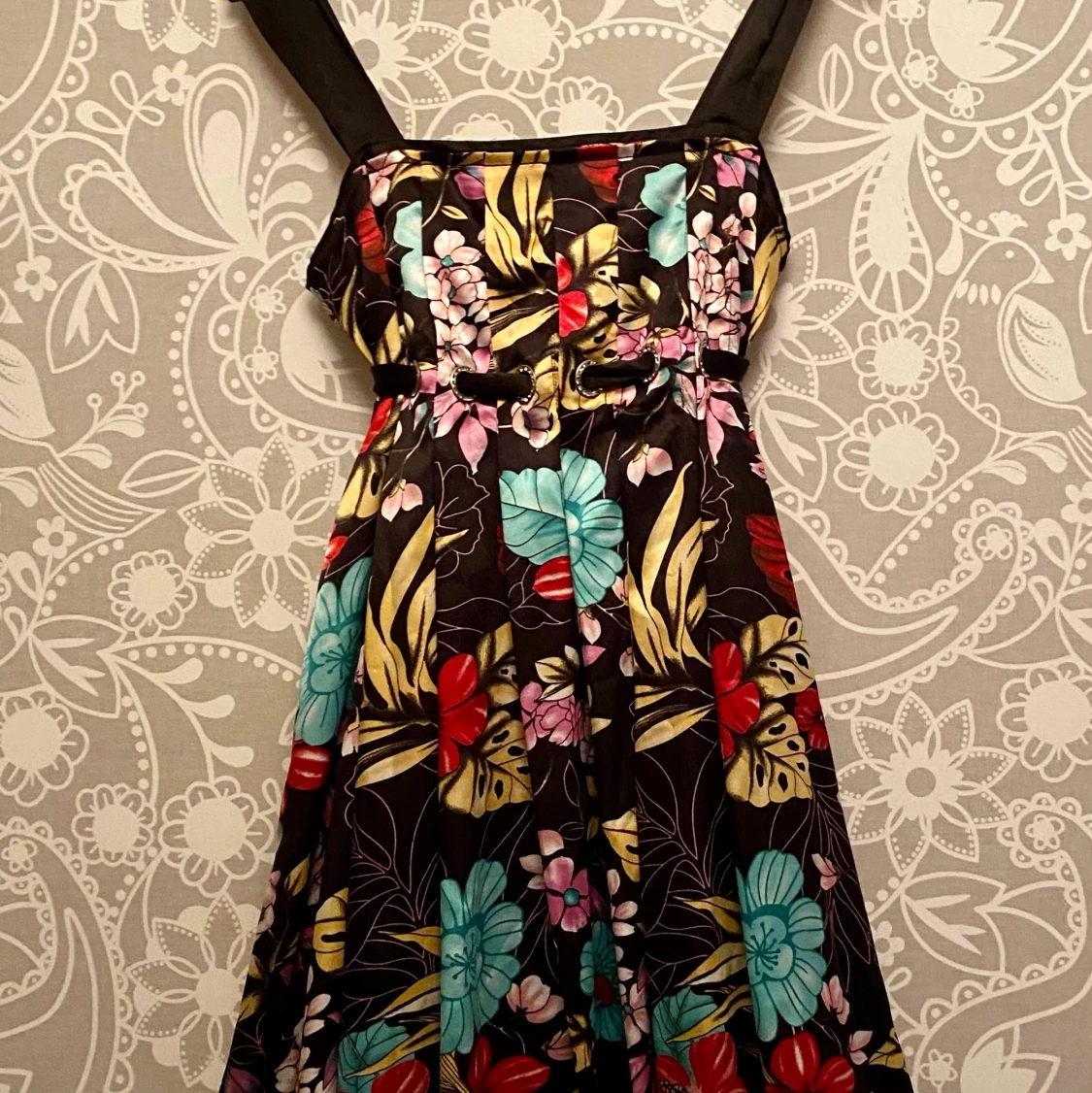 Kort klänning strl 34 (8 ok)