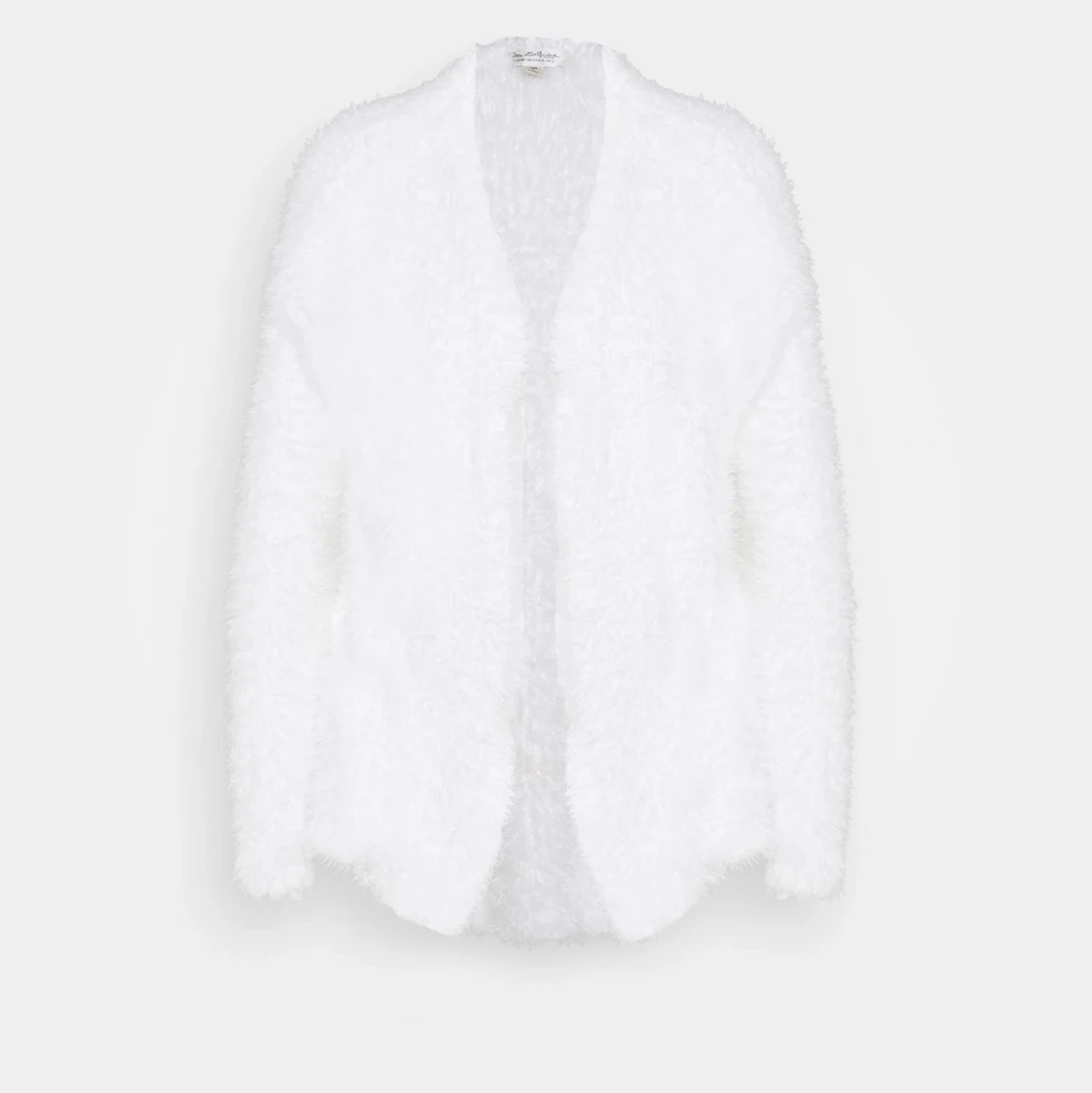 Miss selfrigde tröja fluffig vit