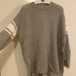 Grå stickat  - Grå fin over size stickat 