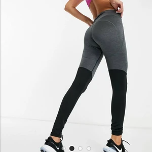 Nike DRI-FIT - Snygga nike leggings i strl XS. Endast använt 1 gång. Säljs pga för liten strl. 