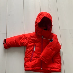 Vinter jacka från polarn och pyret  - Nyskick, knappt använd, 400 kr + frakt 