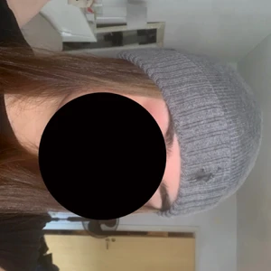 Ralph Lauren mössa - Använd enstaka gånger. Nypris 500kr.