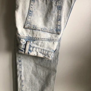 BLEACHED JEANS - Säljer dom här supercoola bleached jeansen då dom inte kommer till användning. Använd fåtal gånger, nästintill nyskick. ✨Frakten är ej inräknad i priset✨                          För mer info skriv i PM