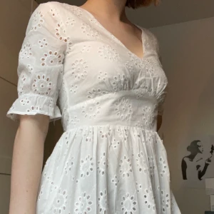 Nakd klänning - Klänning från nakd med prislapp kvar. Perfekt för student och sommaren. Storlek 34☺️