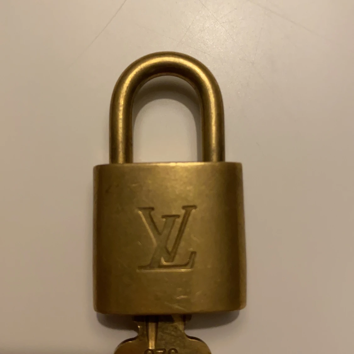 Louis vouitton lås - 90