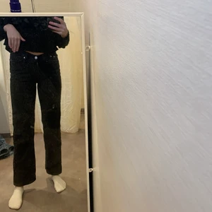 Lågmidjade jeans från weekday - 150kr+66kr spårbar frakt