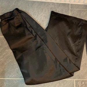 Satin byxor - Fint skick, vida