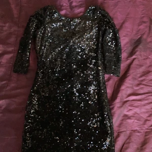 Klänning  - En klänning ifrån bik bok i stolek xs 