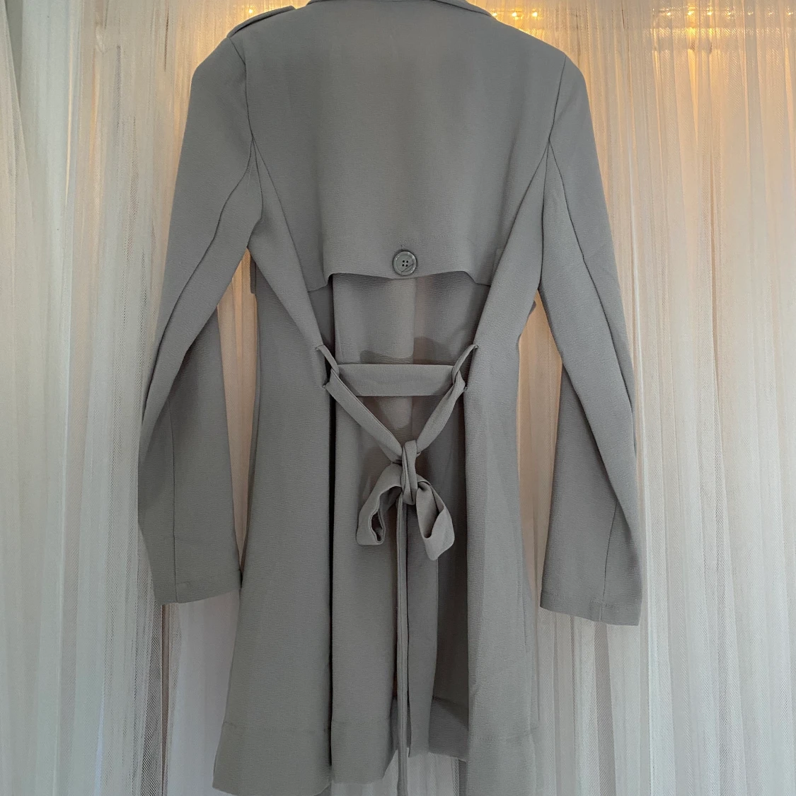 Grå tunn kappa  - 90