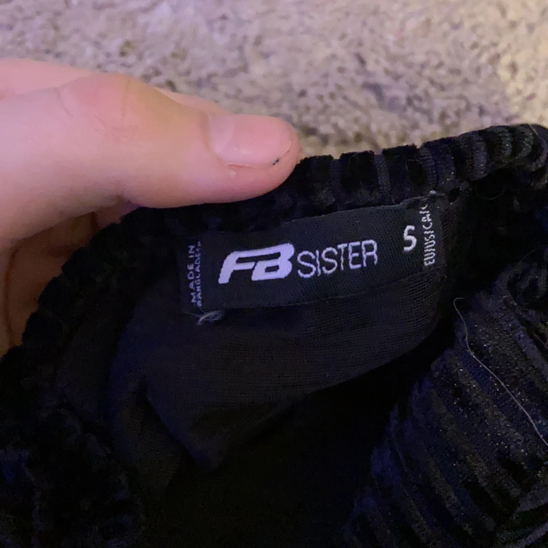 En silkes tröja från new yorker tror jag  - 91