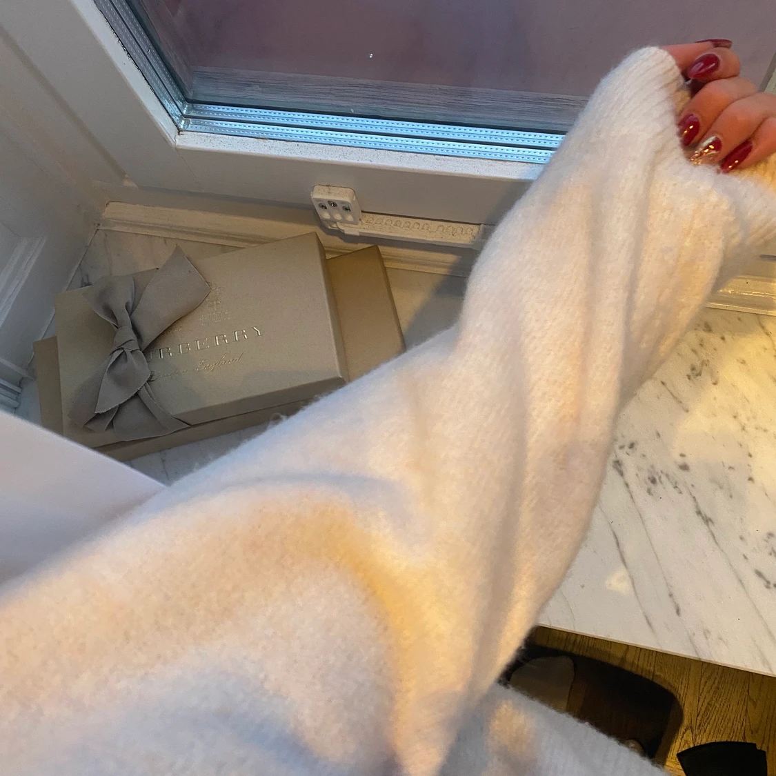 Mysig tröja i kräm vit/rosa - 91