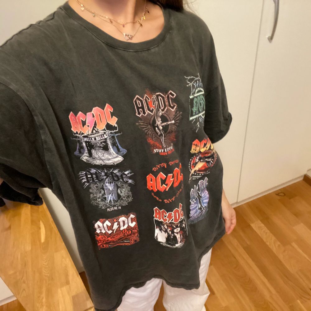 bershka acdc