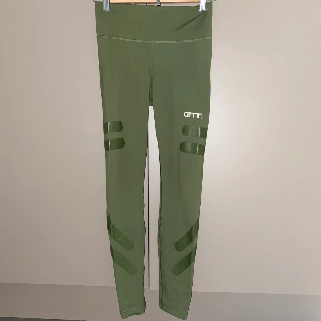 Aimn - tränings tights (retro grön)  - 90