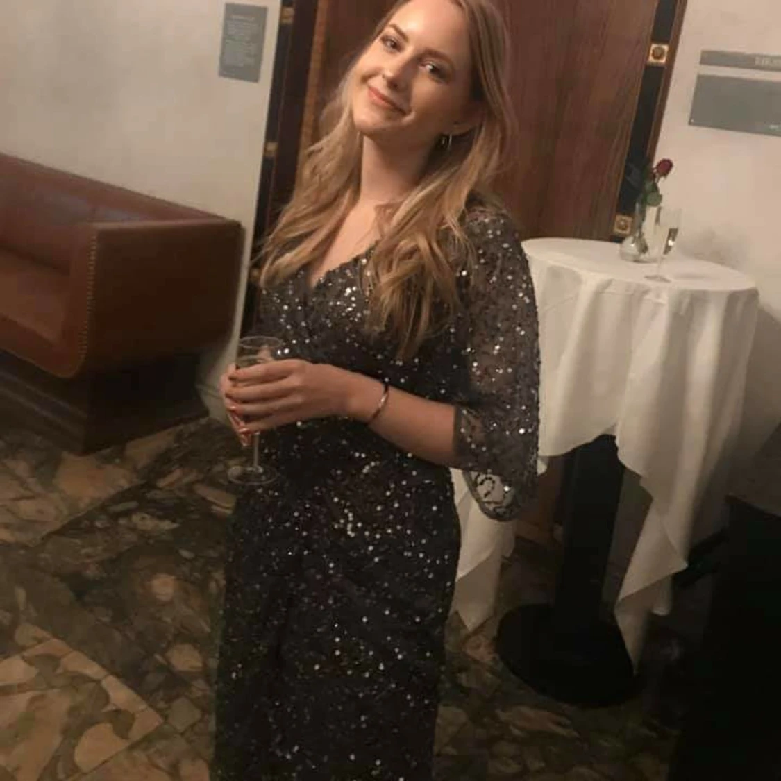 Paljettklänning  - 91