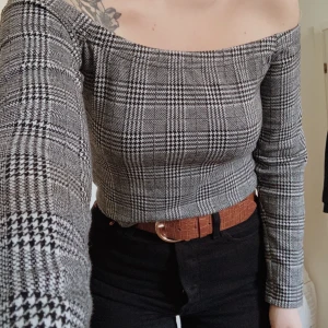 Crop top  - Fin crop top som knappt blivit använd 