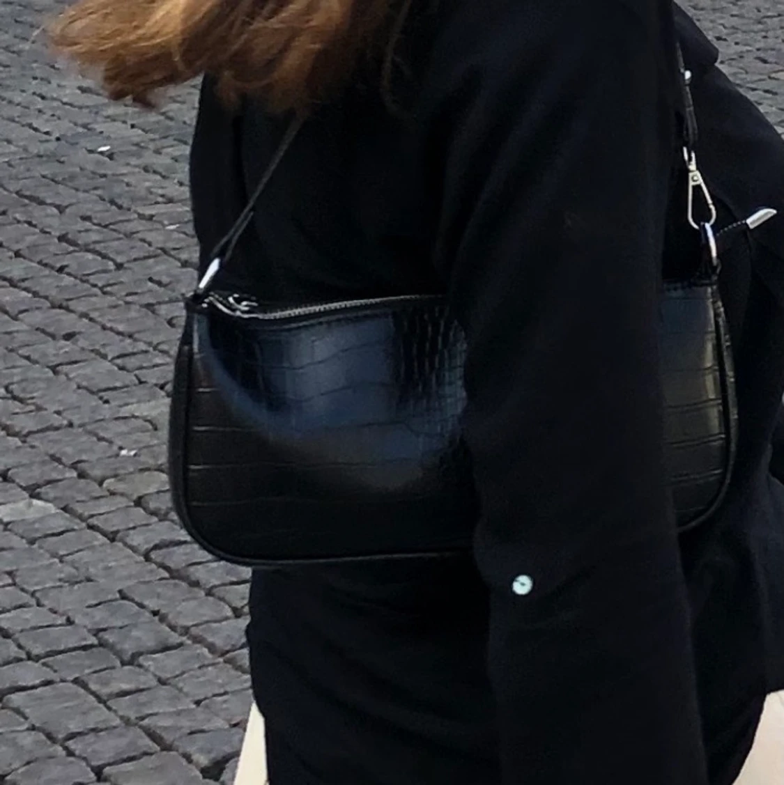 Svart väska  - 90