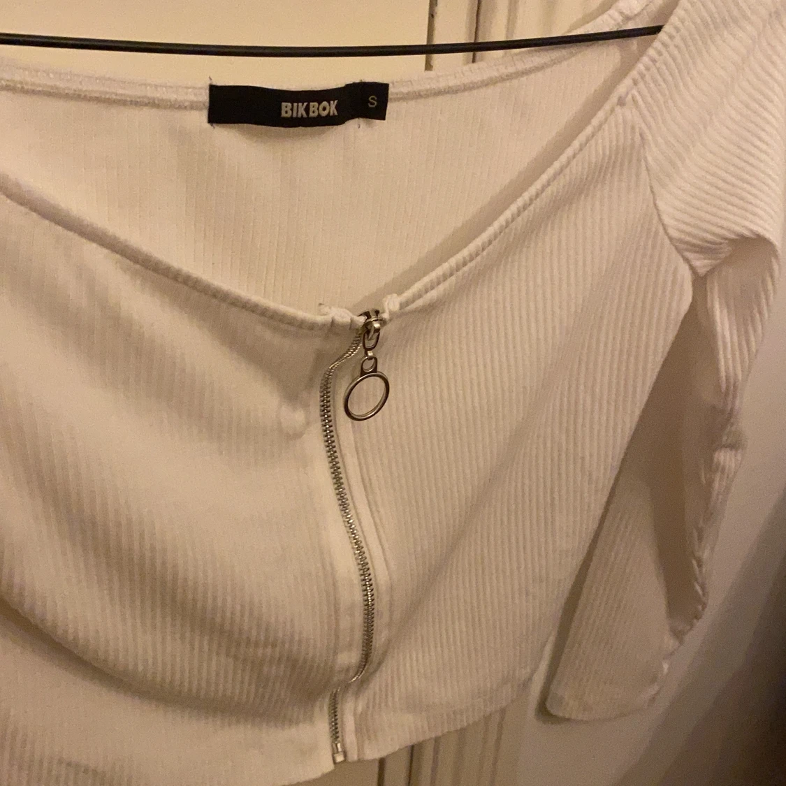 Långärmad vit topp - 91