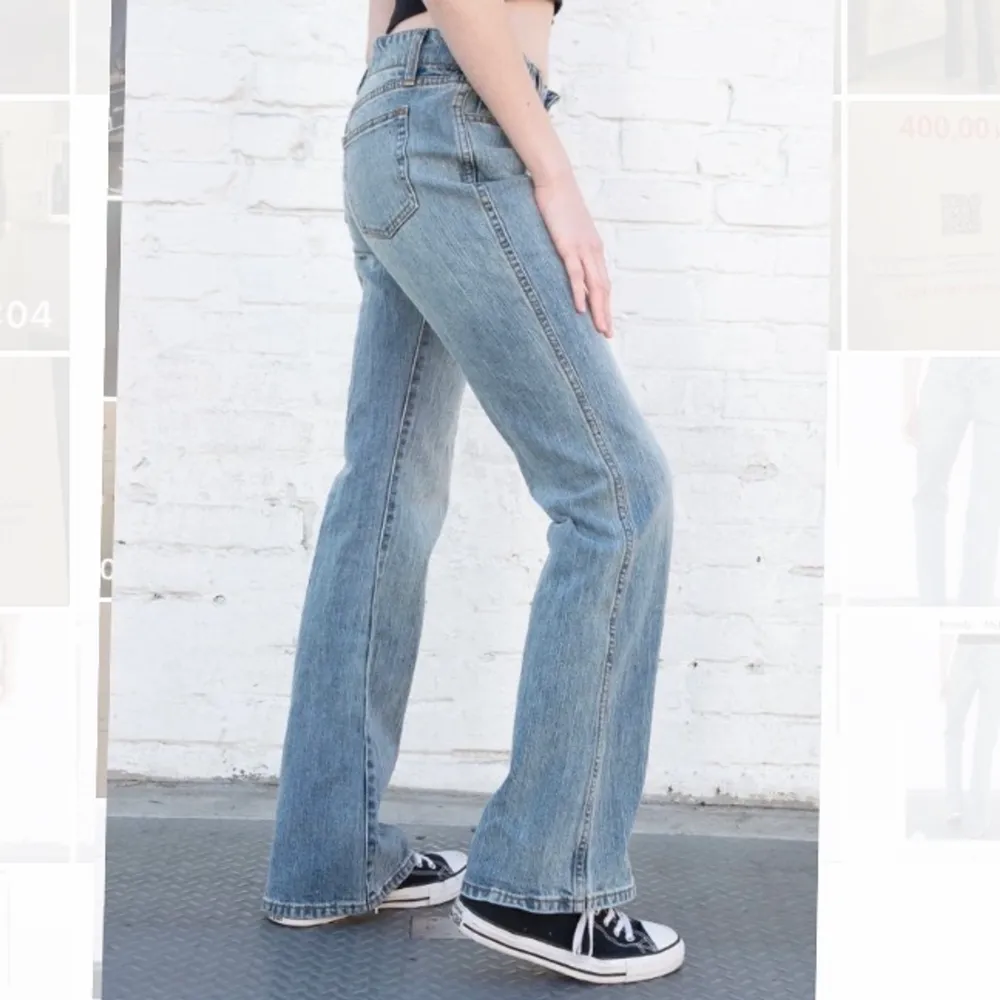 Jag säljer ett par helt oanvända brandymelville jeans med prislapp kvar. Säljer då de inte passade mig. Hör av dig om du vill ha egna bilder✨. Jeans & Byxor.
