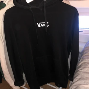 Vans Hoodie - Vans Hoodie. Storlek XS/S. Använd 2 gånger, bra skick.