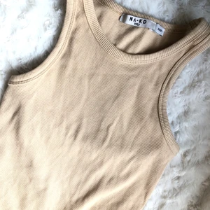 Topp - Trendigt beiget linne!🤍 endast testat