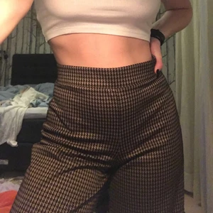 Mönstrade byxor  - Mönstrade byxor som sitter super fint! 