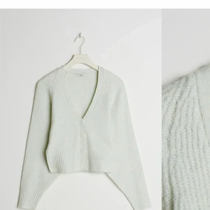 Kofta från Gina tricot - Ljus grön, st XS! Helt ny, så söt och fin på! Buda privat 